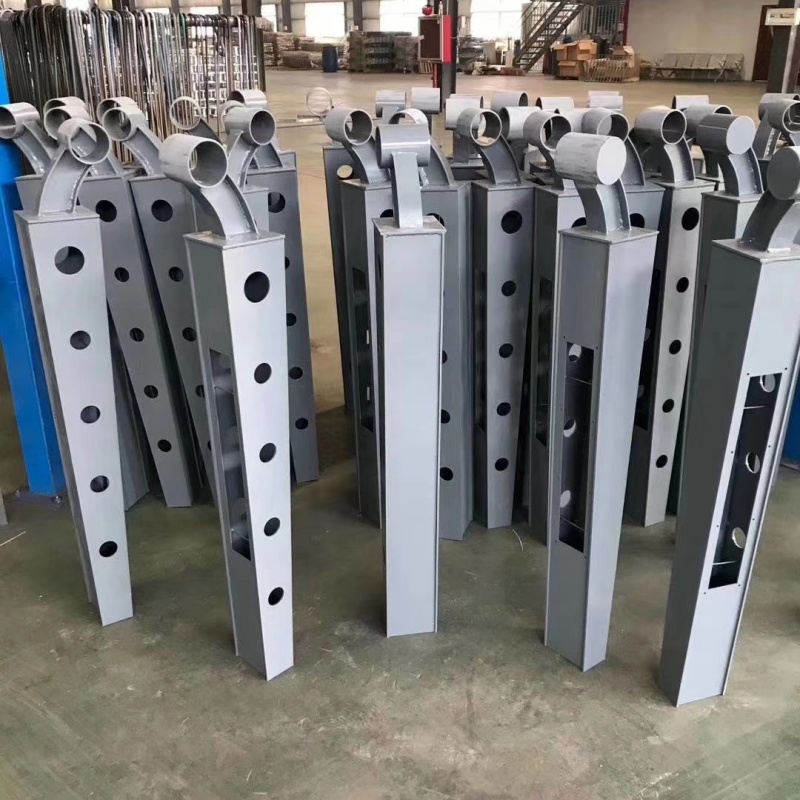 守護水域安全 雨湖、湘鄉、韶山河道護欄的專業制造與創新研發